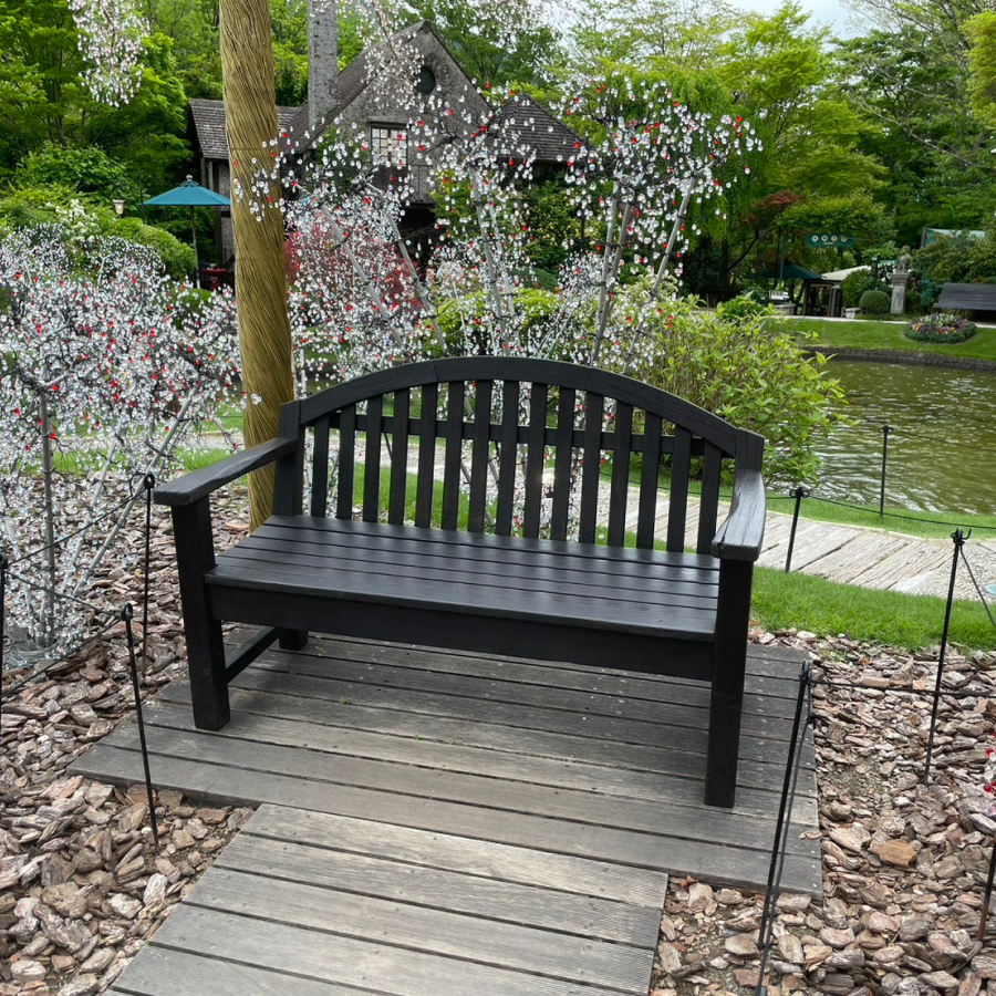 箱根ガラスの森美術館